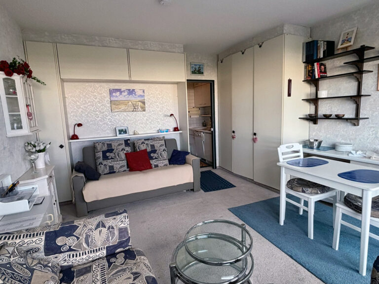 Wohn- und Schlafbereich